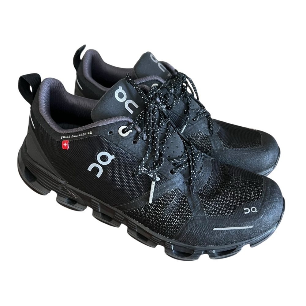 On Women’s Cloudflyer Waterproof Black Lightweight Comfy Running Shoes Size 8